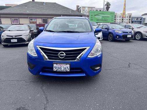 2015 Nissan Versa 1.6 SV