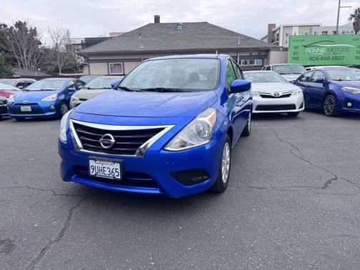 2015 Nissan Versa 1.6 SV