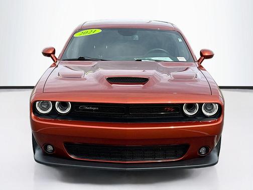 Sinamon Stick 2021 Dodge Challenger R/T Scat Pack