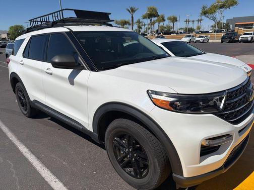 STAR WHITE MET TRI-COAT 2022 Ford Explorer XLT