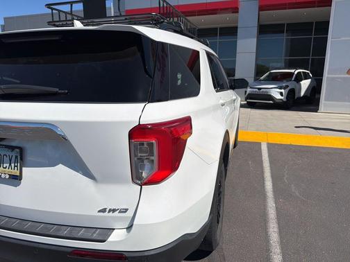 STAR WHITE MET TRI-COAT 2022 Ford Explorer XLT