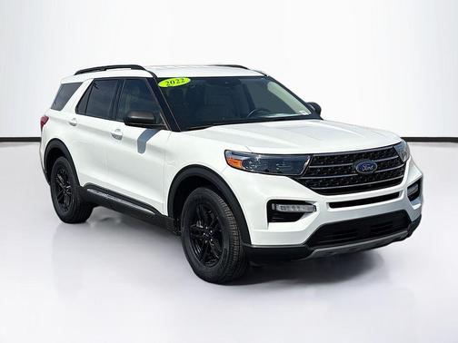 STAR WHITE MET TRI-COAT 2022 Ford Explorer XLT