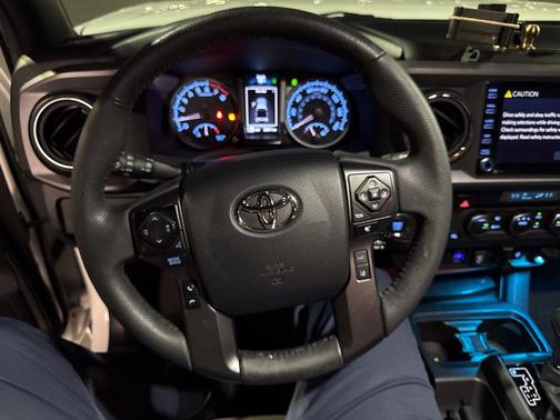 Ice Cap 2023 Toyota Tacoma TRD Off Road