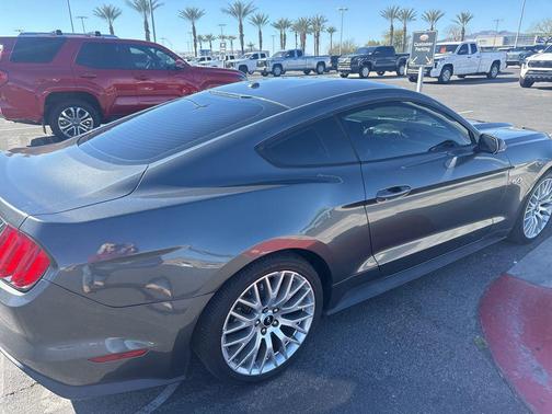 2017 Ford Mustang GT Premium