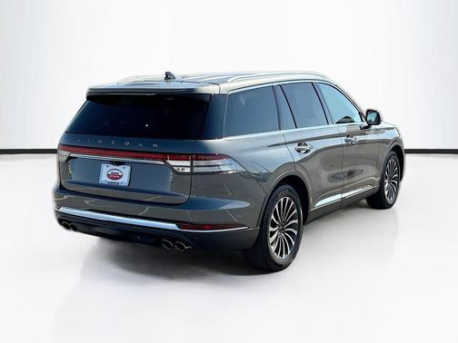 ASHER GRAY MET CC 2023 Lincoln Aviator Reserve