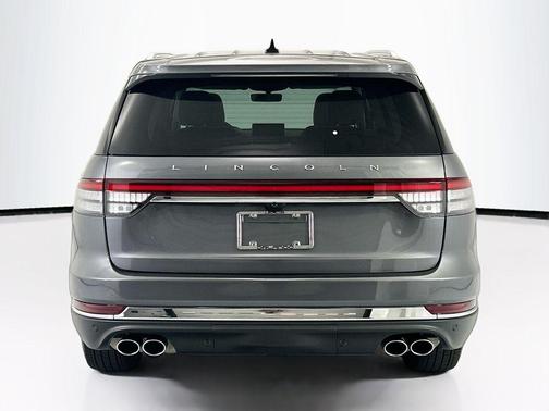 ASHER GRAY MET CC 2023 Lincoln Aviator Reserve