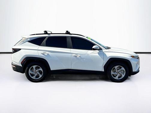 Quartz White 2022 Hyundai TUCSON SEL