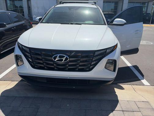 Quartz White 2022 Hyundai TUCSON SEL
