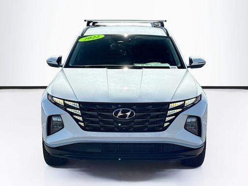 Quartz White 2022 Hyundai TUCSON SEL