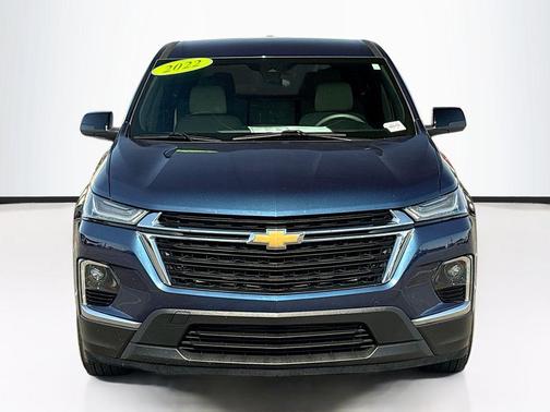 Northsky Blue Metallic 2022 Chevrolet Traverse LS