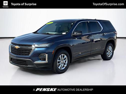 Northsky Blue Metallic 2022 Chevrolet Traverse LS