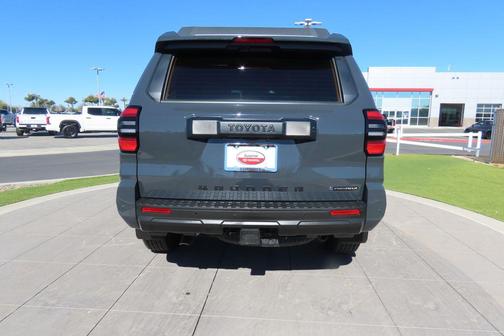 2025 Toyota 4Runner TRD Off Road