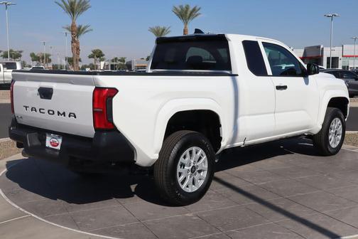 2025 Toyota Tacoma SR