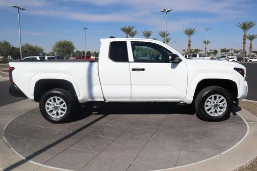 2025 Toyota Tacoma SR