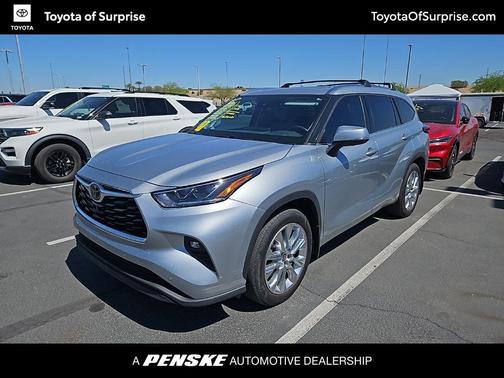 Celestial Silver Metallic 2021 Toyota Highlander Limited