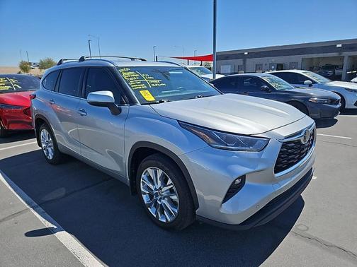 Celestial Silver Metallic 2021 Toyota Highlander Limited