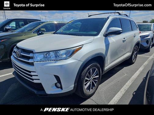 Blizzard Pearl 2019 Toyota Highlander XLE