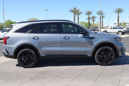 2023 Kia Sorento SX