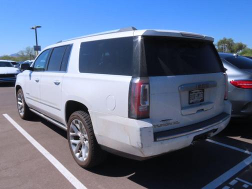 White Frost Tricoat 2019 GMC Yukon XL Denali