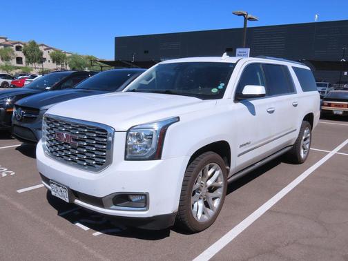 White Frost Tricoat 2019 GMC Yukon XL Denali