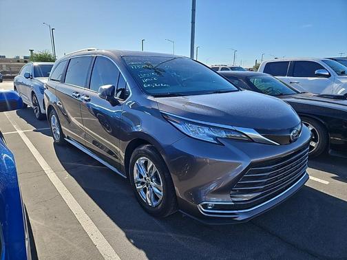 2024 Toyota Sienna Limited