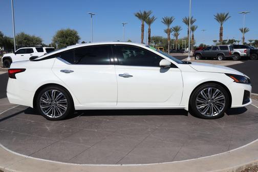 2023 Nissan Altima 2.5 SL