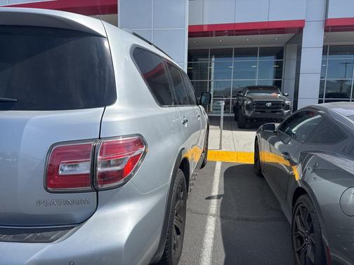 2017 Nissan Armada Platinum