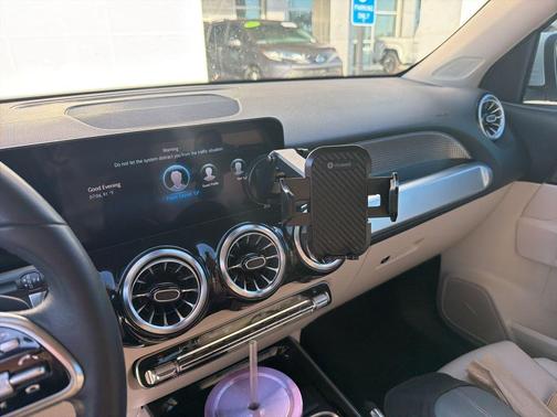 Polar White 2023 Mercedes-Benz EQB 250 Base