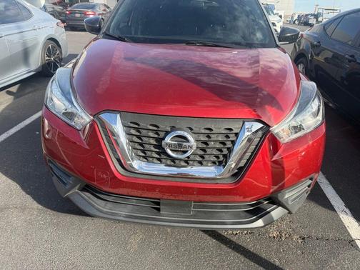 2020 Nissan Kicks SV