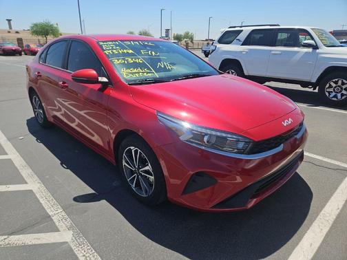 Currant Red 2024 Kia Forte LXS