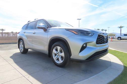 2024 Toyota Highlander LE