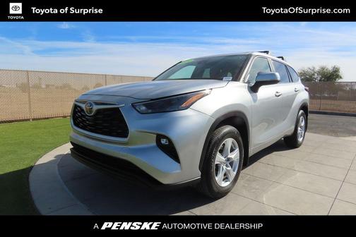 2024 Toyota Highlander LE