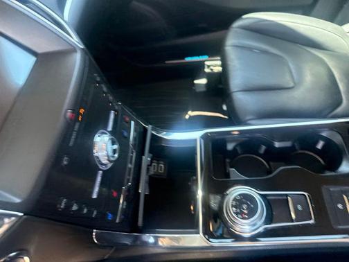 STAR WHITE 2020 Ford Edge Titanium