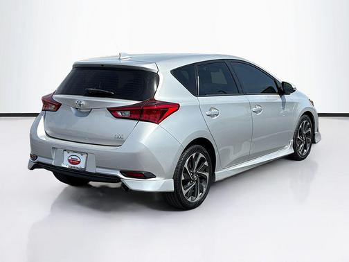 Classic Silver Metallic 2017 Toyota Corolla iM Base