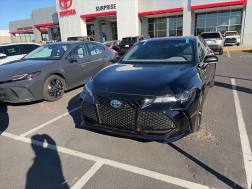 2019 Toyota Avalon Hybrid XLE Plus