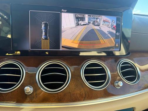 2018 Mercedes-Benz E-Class 4MATIC