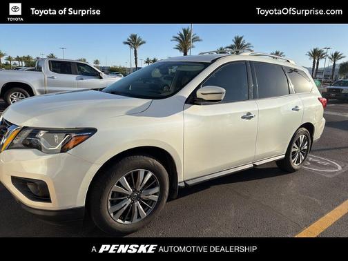 Pearl White 2017 Nissan Pathfinder SV