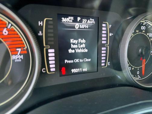 Bright White Clearcoat 2019 Jeep Cherokee Latitude Plus