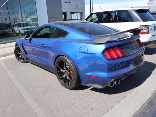 Shadow Black 2016 Ford Shelby GT350 Base