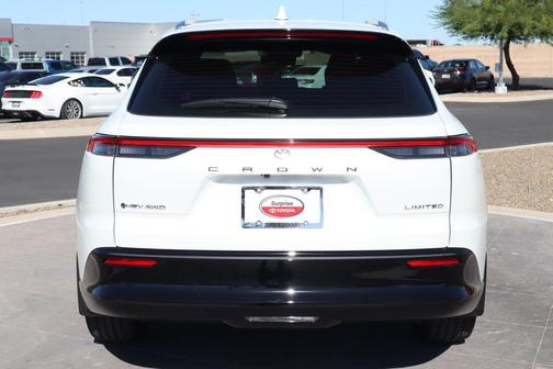 2025 Toyota Crown Signia Limited