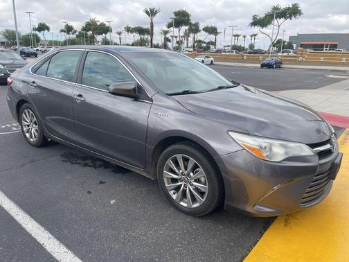 2015 Toyota Camry Hybrid XLE