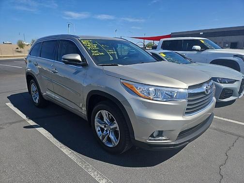 Creme Brulee Mica 2016 Toyota Highlander Limited