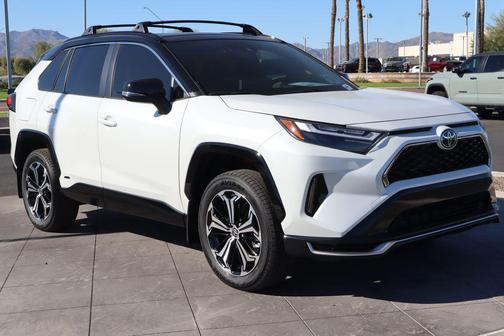 2025 Toyota RAV4 Hybrid SE