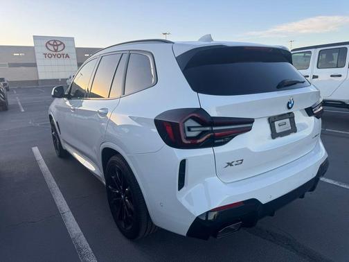 2023 BMW X3 sDrive30i