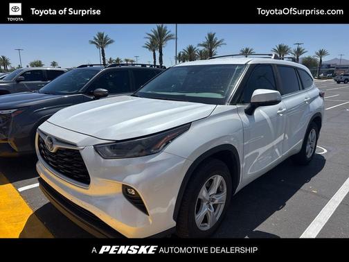 Wind Chill Pearl 2023 Toyota Highlander LE