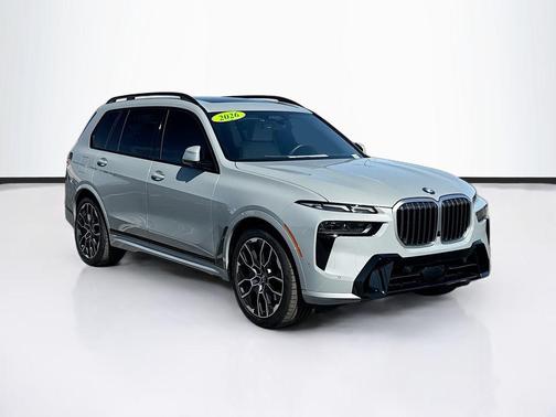 Brooklyn Grey Metallic 2026 BMW X7 xDrive40i