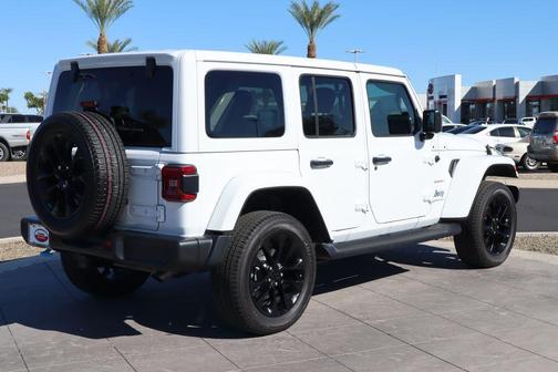 2023 Jeep Wrangler 4xe Sahara