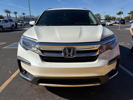 2019 Honda Pilot Touring 8-Passenger