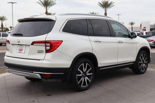 2019 Honda Pilot Touring 8-Passenger