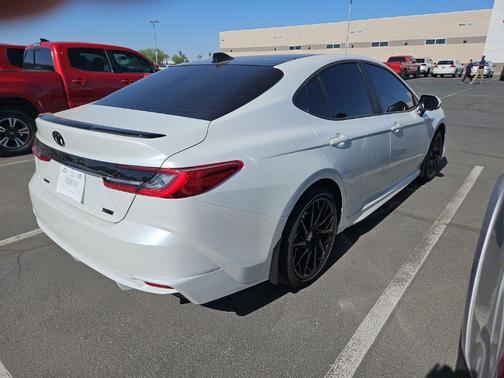 Pearl 2026 Toyota Camry XSE